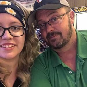 Meet your Posher, Kacey